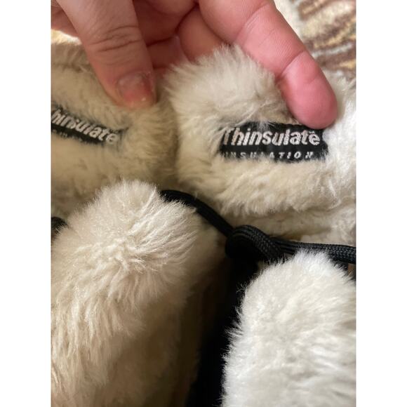 Sorel, Women's Size 10.5 M, Snow Angel Boots, Tan Suede & Black Rubber Sole, EUC - Picture 6 of 10